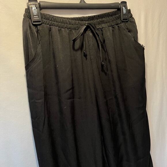 NWT Karlie Black Satin Jogger Pants - Picture 2 of 8